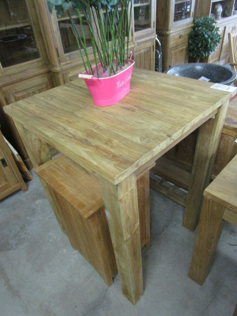 <p>Mange-debout Teck 55-DTR<br />80 x 80 x H 105 Cm Rustic<br />389,00 € T.T.C<br /><a href="/Article/3013?type=neuf" style="color:white;" target="_blank">Lien vers l&#39;article</a></p>