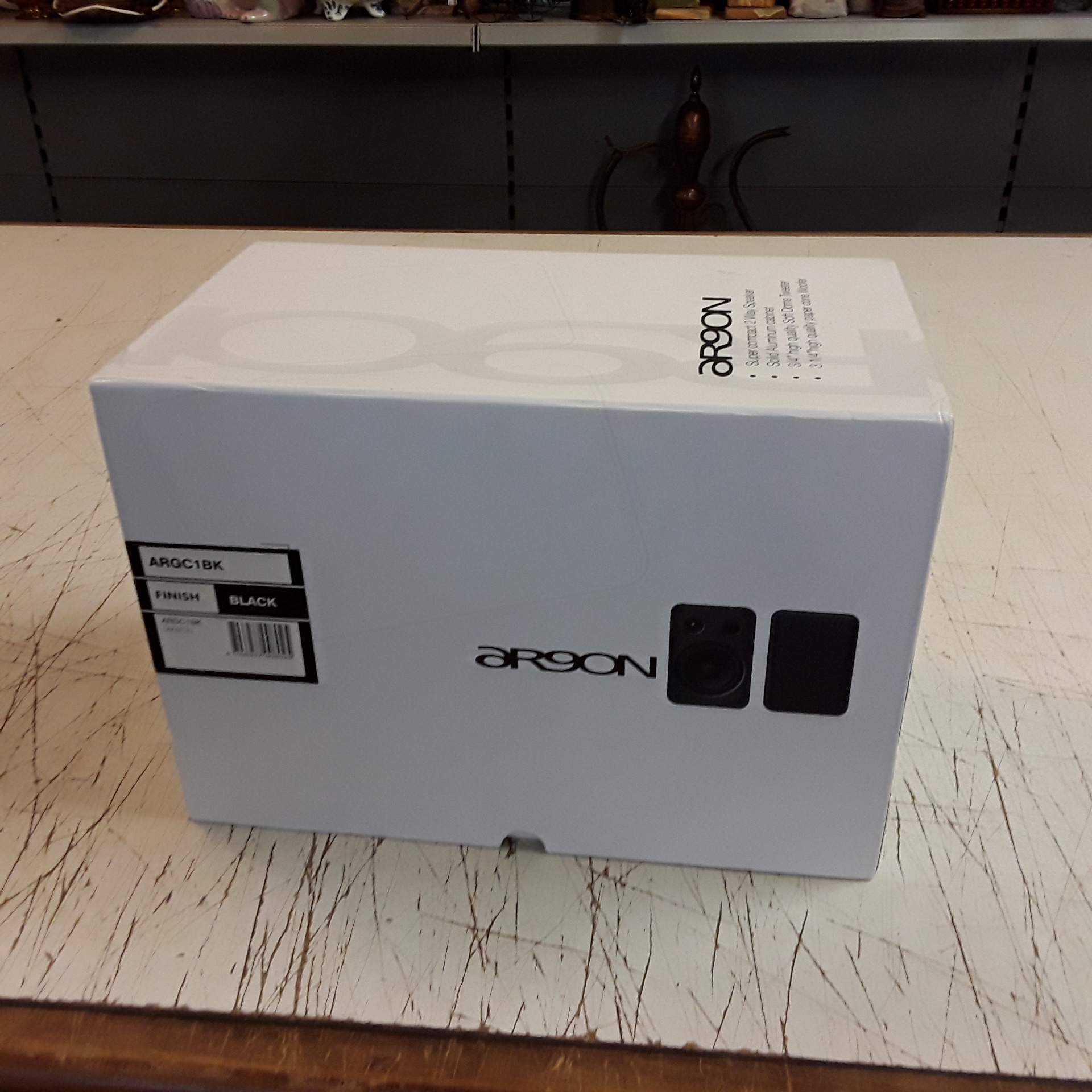 <p>Paire de bafles Argon C1<br />+ boite<br />60,00 € T.T.C<br /><a href="/Article/122769?type=depose" style="color:white;" target="_blank">Lien vers l&#39;article</a></p>