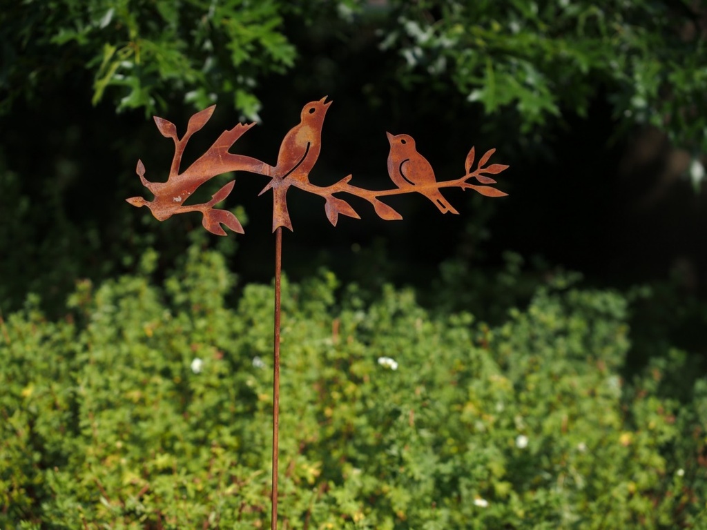 <p>Deux oiseaux sur branche<br />14155<br />29,90 € T.T.C<br /><a href="/Article/4655?type=neuf" style="color:white;" target="_blank">Lien vers l'article</a></p>