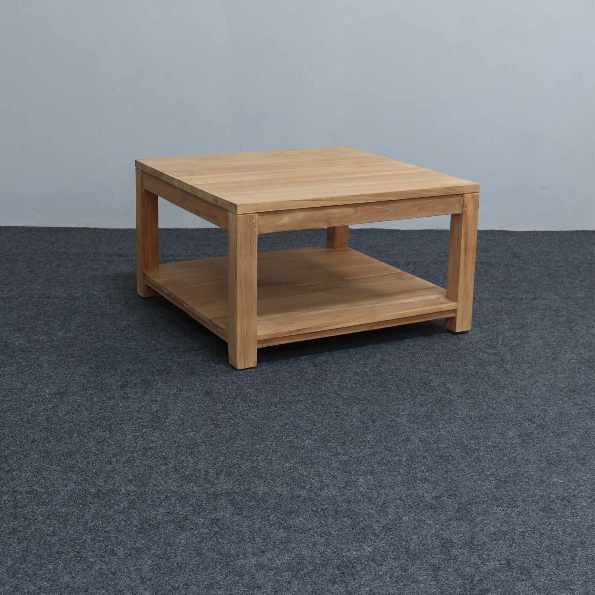 <p>Table de salon Teck (559)<br />80 x 80 x H 45 Cm<br />399,00 € T.T.C<br /><a href="/Article/4595?type=neuf" style="color:white;" target="_blank">Lien vers l&#39;article</a></p>