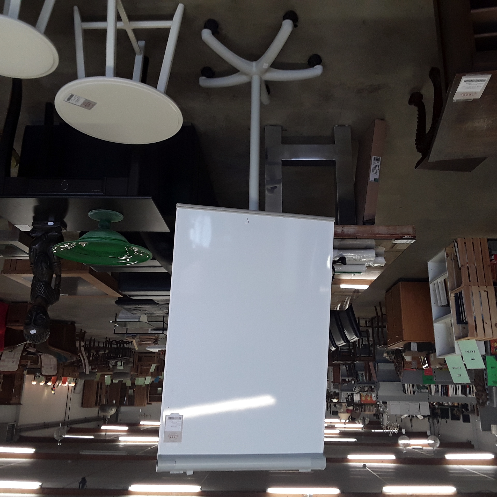 <p>Flip chart<br />sur pied + papiers<br />40,00 € T.T.C<br /><a href="/Article/123215?type=depose" style="color:white;" target="_blank">Lien vers l'article</a></p>