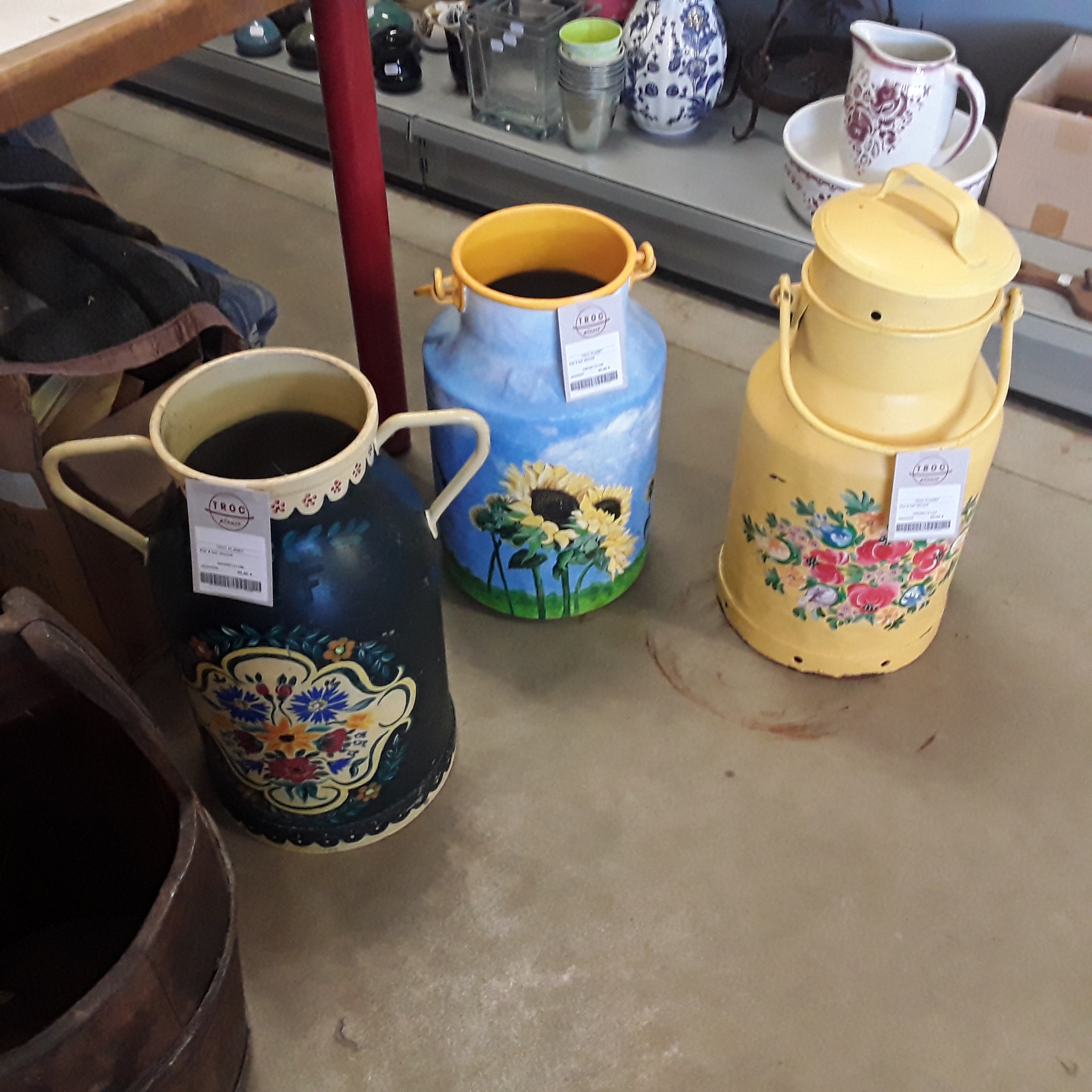 <p>Pot à lait décoré<br />20,00 € T.T.C<br /><a href="/Article/121346?type=depose" style="color:white;" target="_blank">Lien vers l&#39;article</a></p>