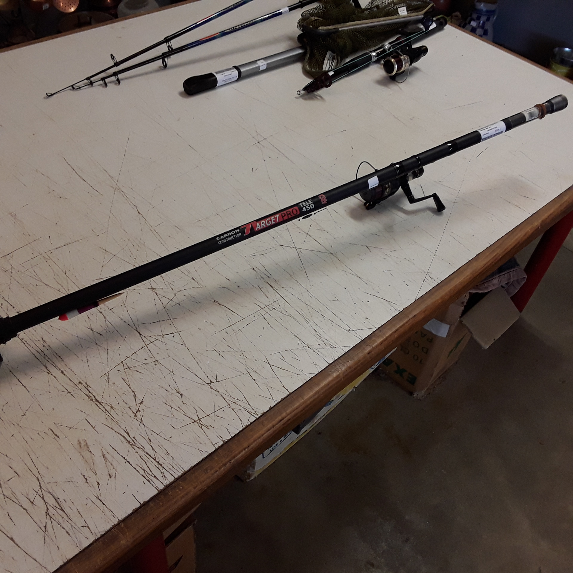 <p>Canne à pêche  Target Pro<br />Carbon 450 cm<br />95,00 € T.T.C<br /><a href="/Article/121700?type=depose" style="color:white;" target="_blank">Lien vers l&#39;article</a></p>