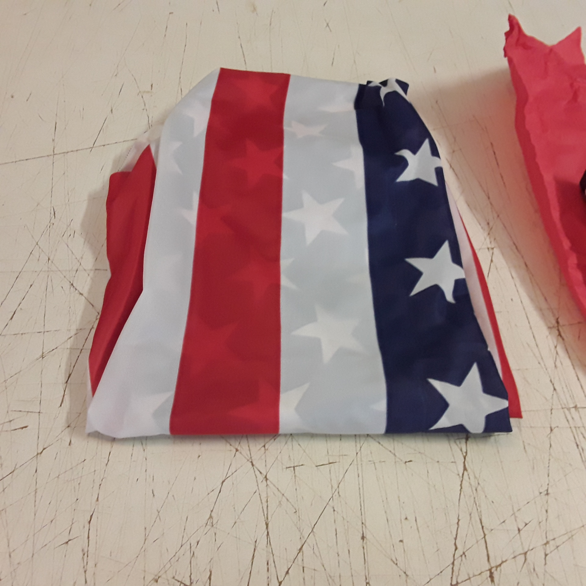 <p>Drapeau américain<br />10,00 € T.T.C<br /><a href="/Article/121738?type=depose" style="color:white;" target="_blank">Lien vers l&#39;article</a></p>