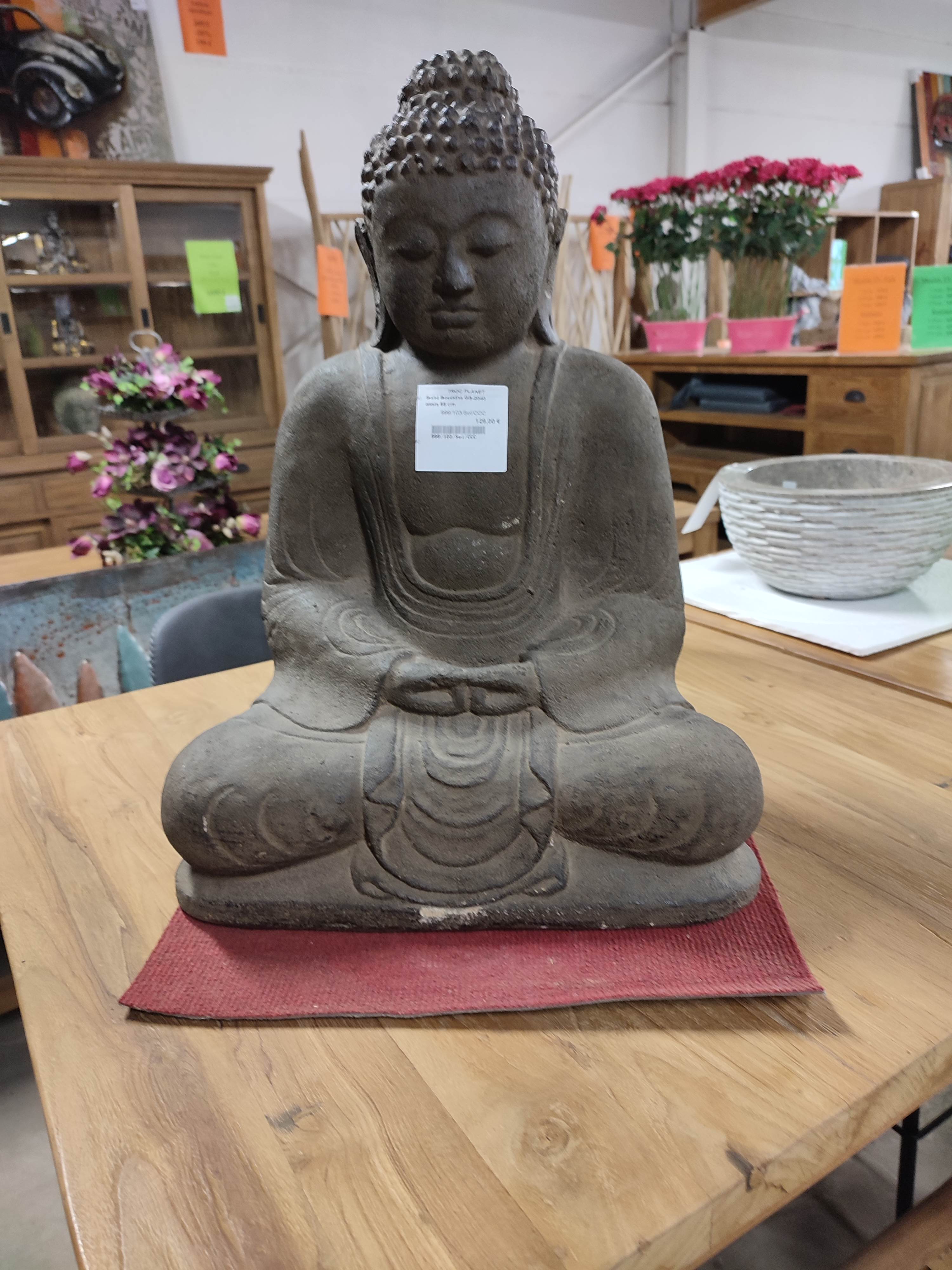 <p>Solid Bouddha GS-2040<br />assis 55 cm<br />129,00 € T.T.C<br /><a href="/Article/4017?type=neuf" style="color:white;" target="_blank">Lien vers l&#39;article</a></p>
