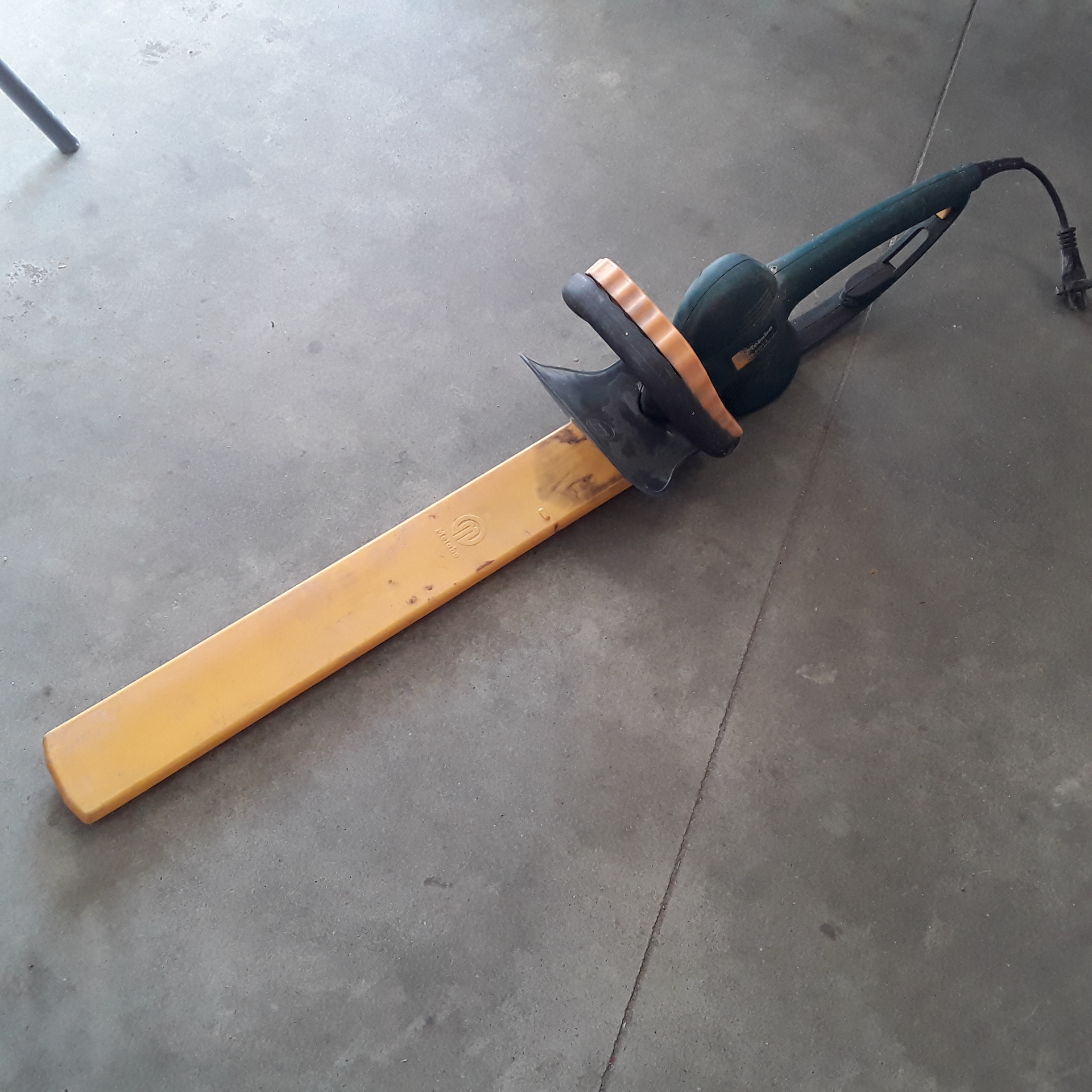 <p>Taille haie Metabo HS 8355 S<br />50,00 € T.T.C<br /><a href="/Article/122707?type=depose" style="color:white;" target="_blank">Lien vers l'article</a></p>