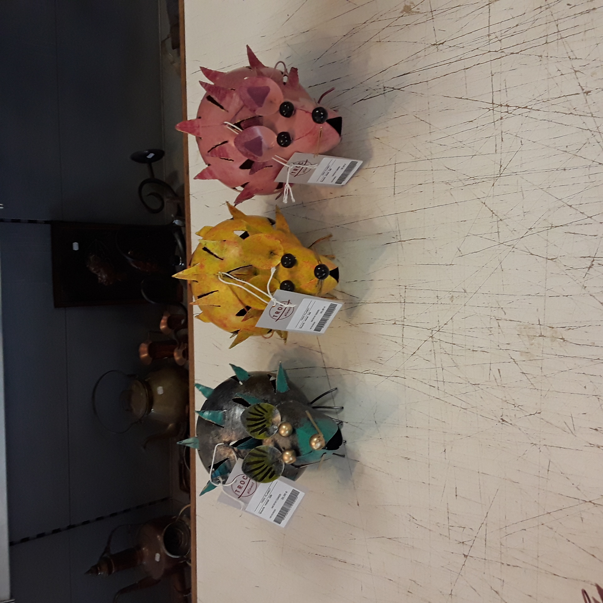 <p>Souris  métal  GM<br />20,00 € T.T.C<br /><a href="/Article/124629?type=depose" style="color:white;" target="_blank">Lien vers l'article</a></p>