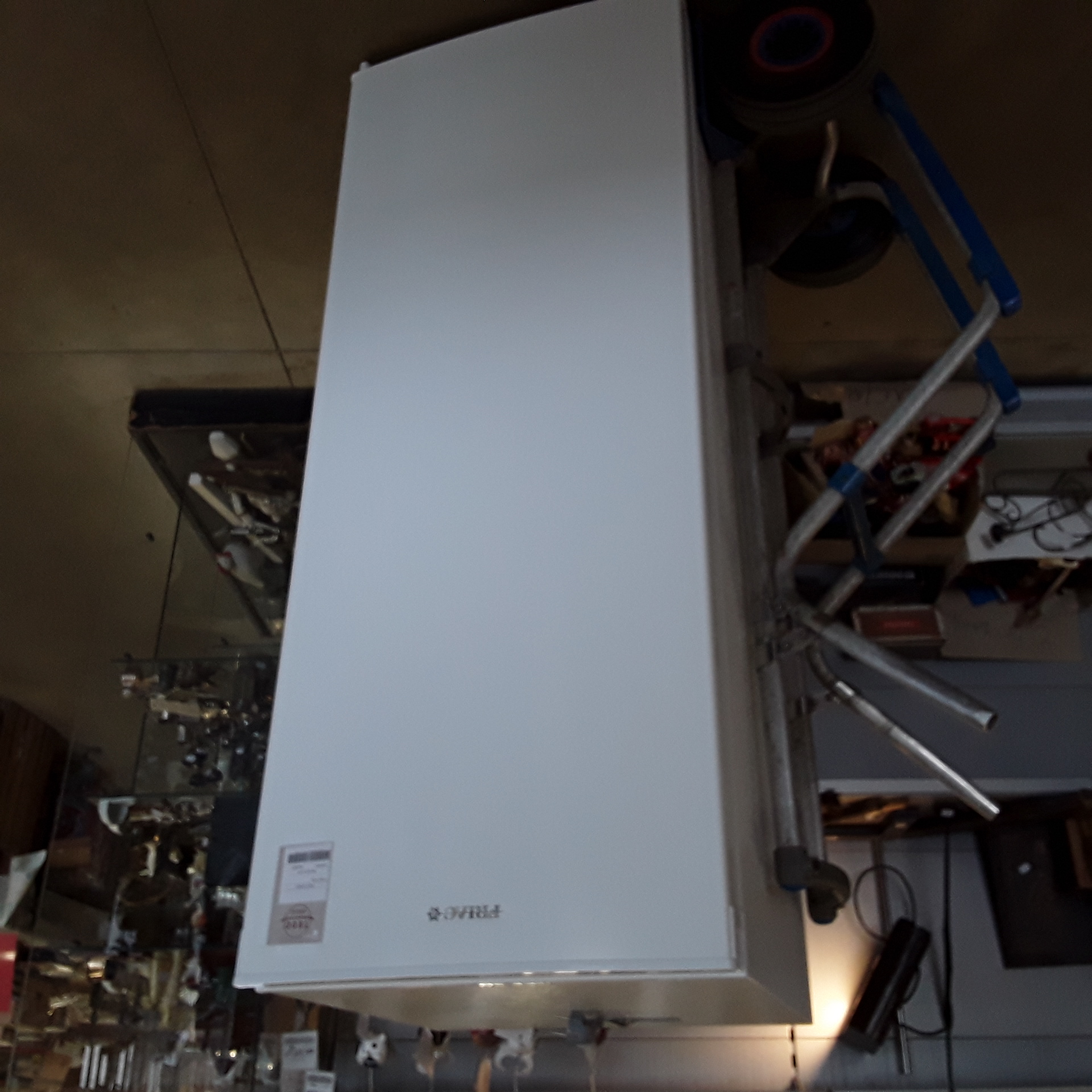 <p>Frigo Friac<br />108,00 € T.T.C<br /><a href="/Article/121137?type=depose" style="color:white;" target="_blank">Lien vers l&#39;article</a></p>