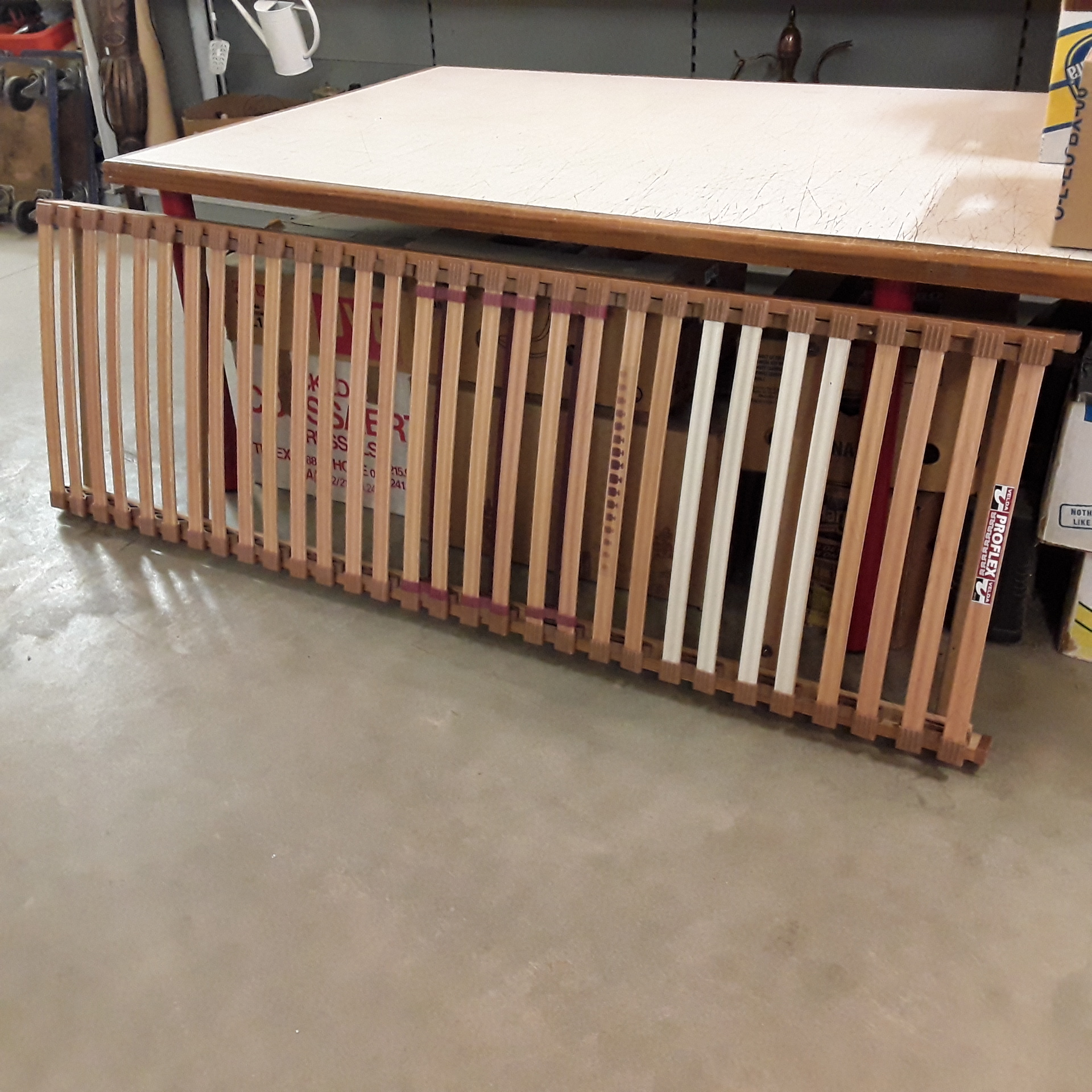 <p>Sommier 65 x 195 cm<br />40,00 € T.T.C<br /><a href="/Article/122699?type=depose" style="color:white;" target="_blank">Lien vers l&#39;article</a></p>