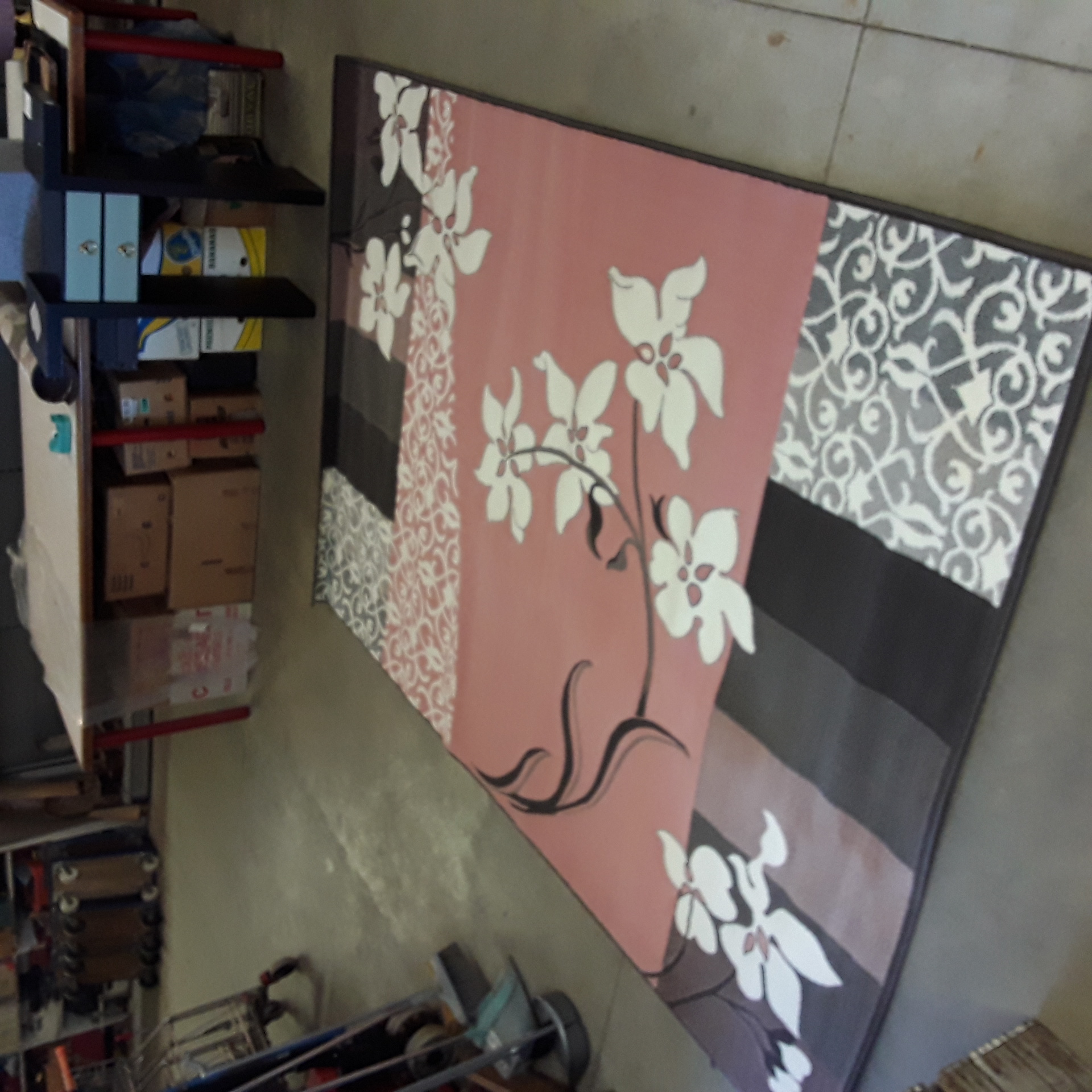 <p>Tapis GM Shiraz 190 x 280 cm<br />déco fleur<br />64,00 € T.T.C<br /><a href="/Article/123617?type=depose" style="color:white;" target="_blank">Lien vers l'article</a></p>