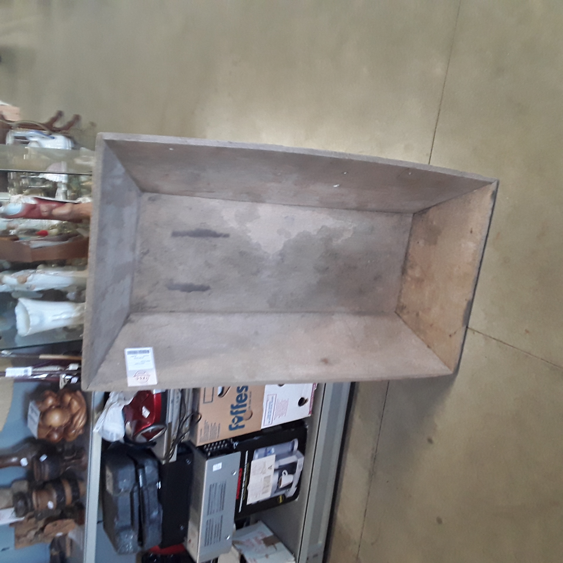 <p>Pétrin ancien<br />20,00 € T.T.C<br /><a href="/Article/123344?type=depose" style="color:white;" target="_blank">Lien vers l'article</a></p>