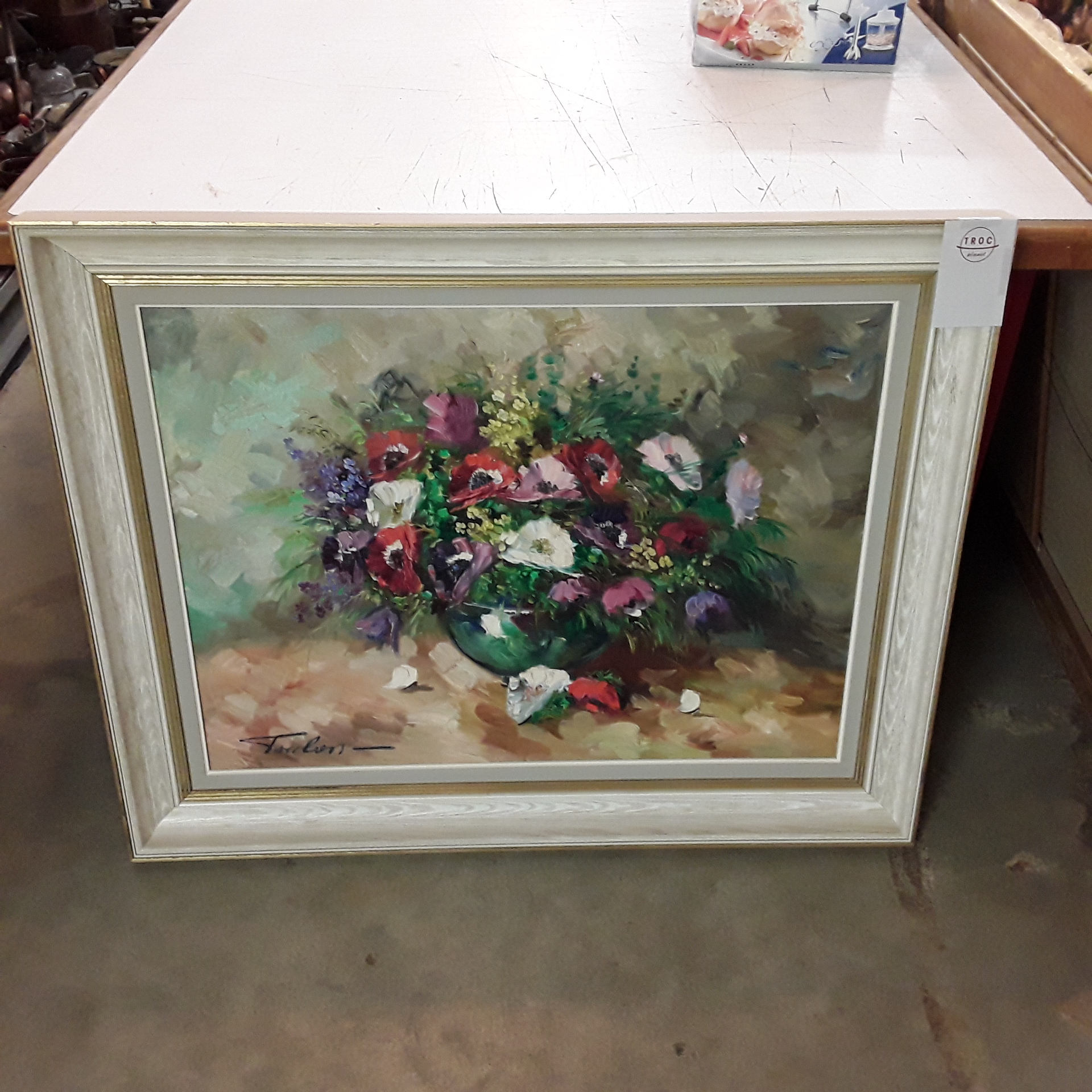 <p>Peinture fleurs Toulon<br />70,00 € T.T.C<br /><a href="/Article/121478?type=depose" style="color:white;" target="_blank">Lien vers l&#39;article</a></p>