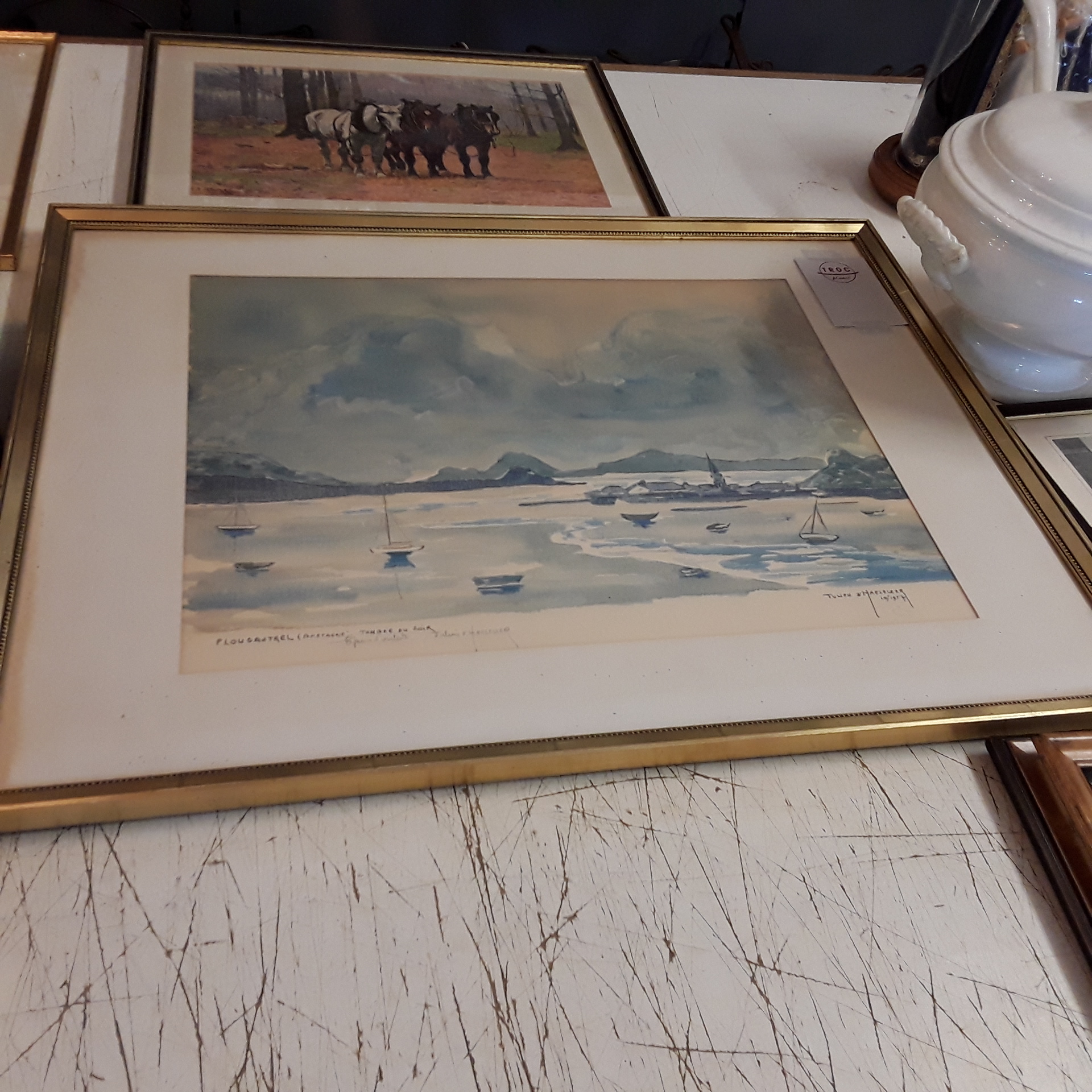 <p>Tableau Julien d'Haeseleer<br />Plage de Bretagne<br />60,00 € T.T.C<br /><a href="/Article/121156?type=depose" style="color:white;" target="_blank">Lien vers l&#39;article</a></p>