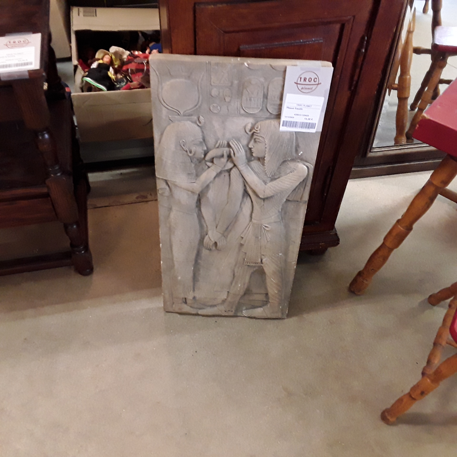 <p>Plaque Egypte<br />3,00 € T.T.C<br /><a href="/Article/120426?type=depose" style="color:white;" target="_blank">Lien vers l&#39;article</a></p>