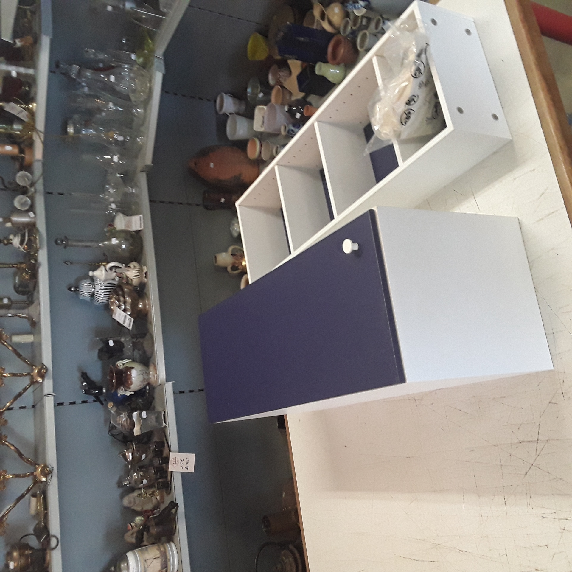 <p>Meuble de SDB MDF IKEA<br />25,00 € T.T.C<br /><a href="/Article/124264?type=depose" style="color:white;" target="_blank">Lien vers l'article</a></p>