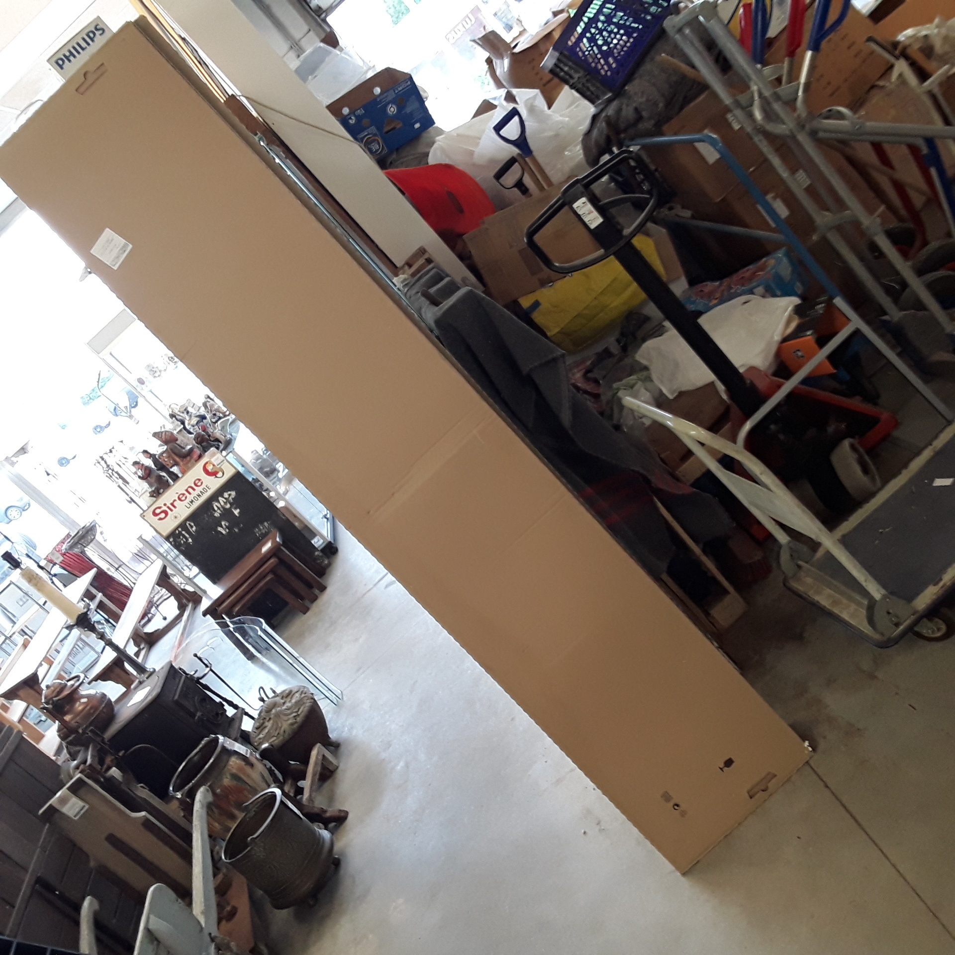 <p>Lot 2 portes ikea Oxberg <br />6,00 € T.T.C<br /><a href="/Article/112356?type=depose" style="color:white;" target="_blank">Lien vers l&#39;article</a></p>