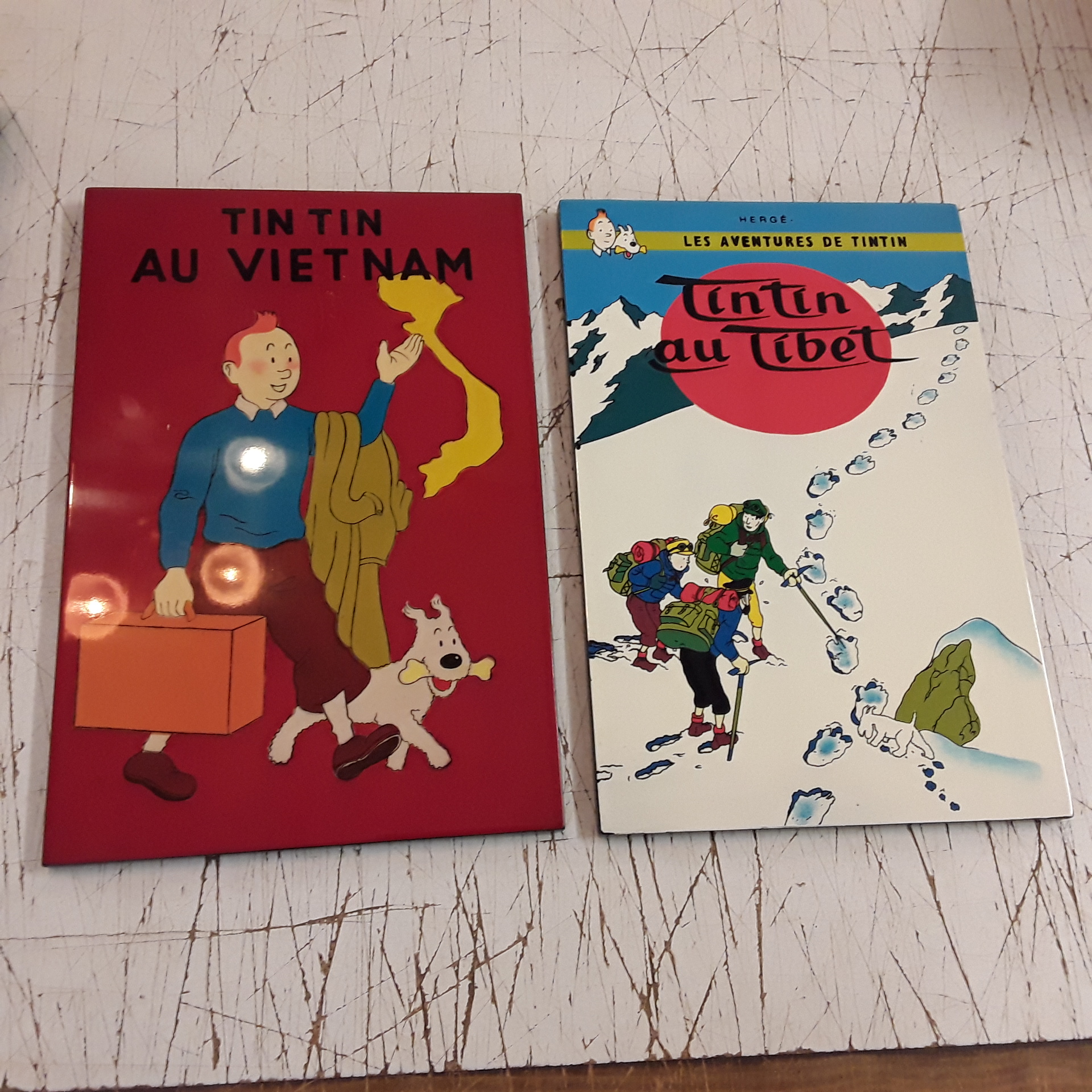 <p>Plaque Tintin<br />12,00 € T.T.C<br /><a href="/Article/122660?type=depose" style="color:white;" target="_blank">Lien vers l&#39;article</a></p>