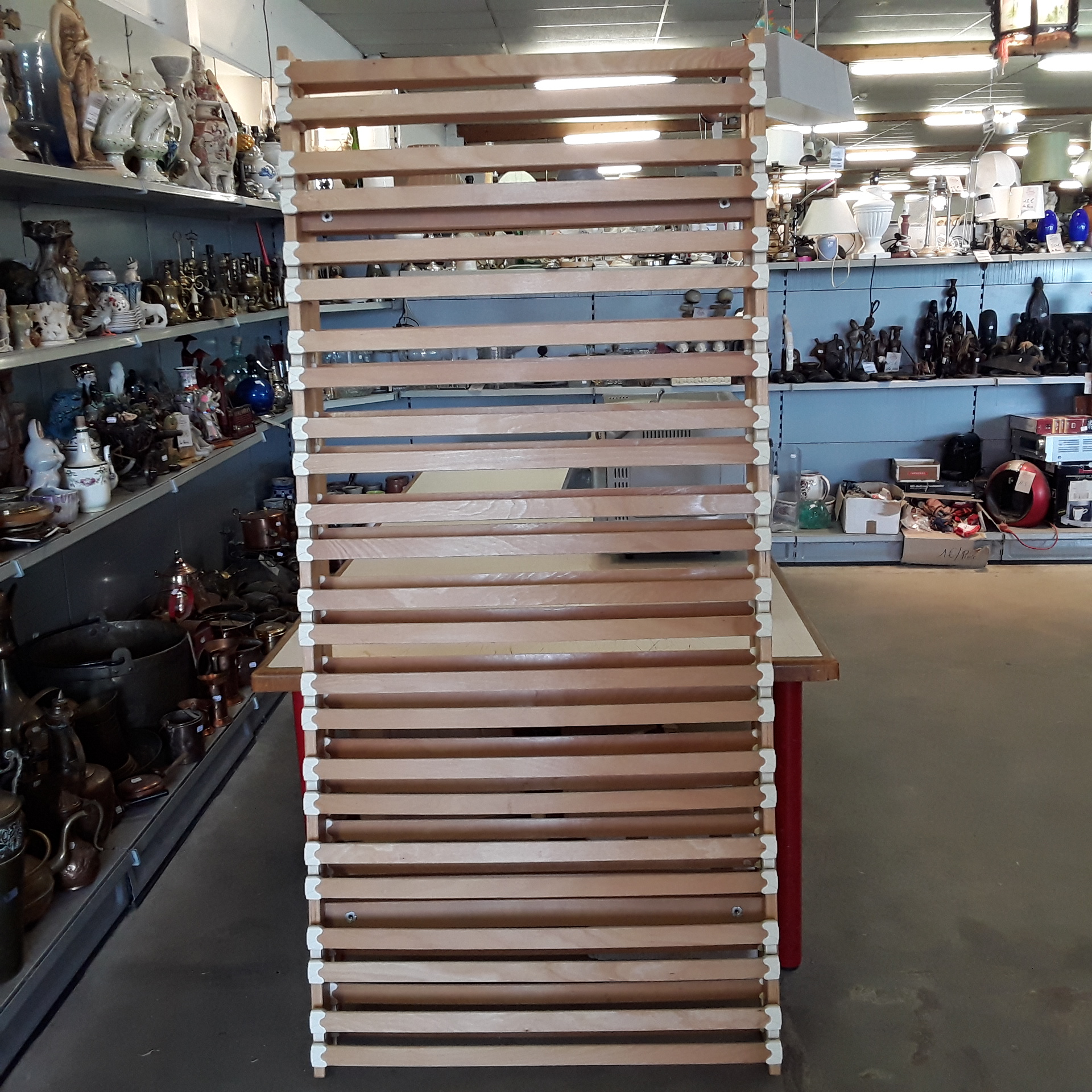 <p>Sommier LatoFlex 90 cm<br />40,00 € T.T.C<br /><a href="/Article/122652?type=depose" style="color:white;" target="_blank">Lien vers l&#39;article</a></p>