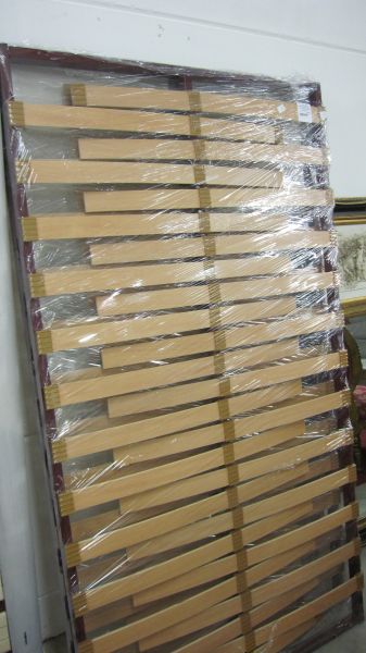 <p>Sommier extens 105 à 160 Cm<br />x 188 Cm haut/26 lattes Ref54<br />175,00 € T.T.C<br /><a href="/Article/776?type=neuf" style="color:white;" target="_blank">Lien vers l&#39;article</a></p>