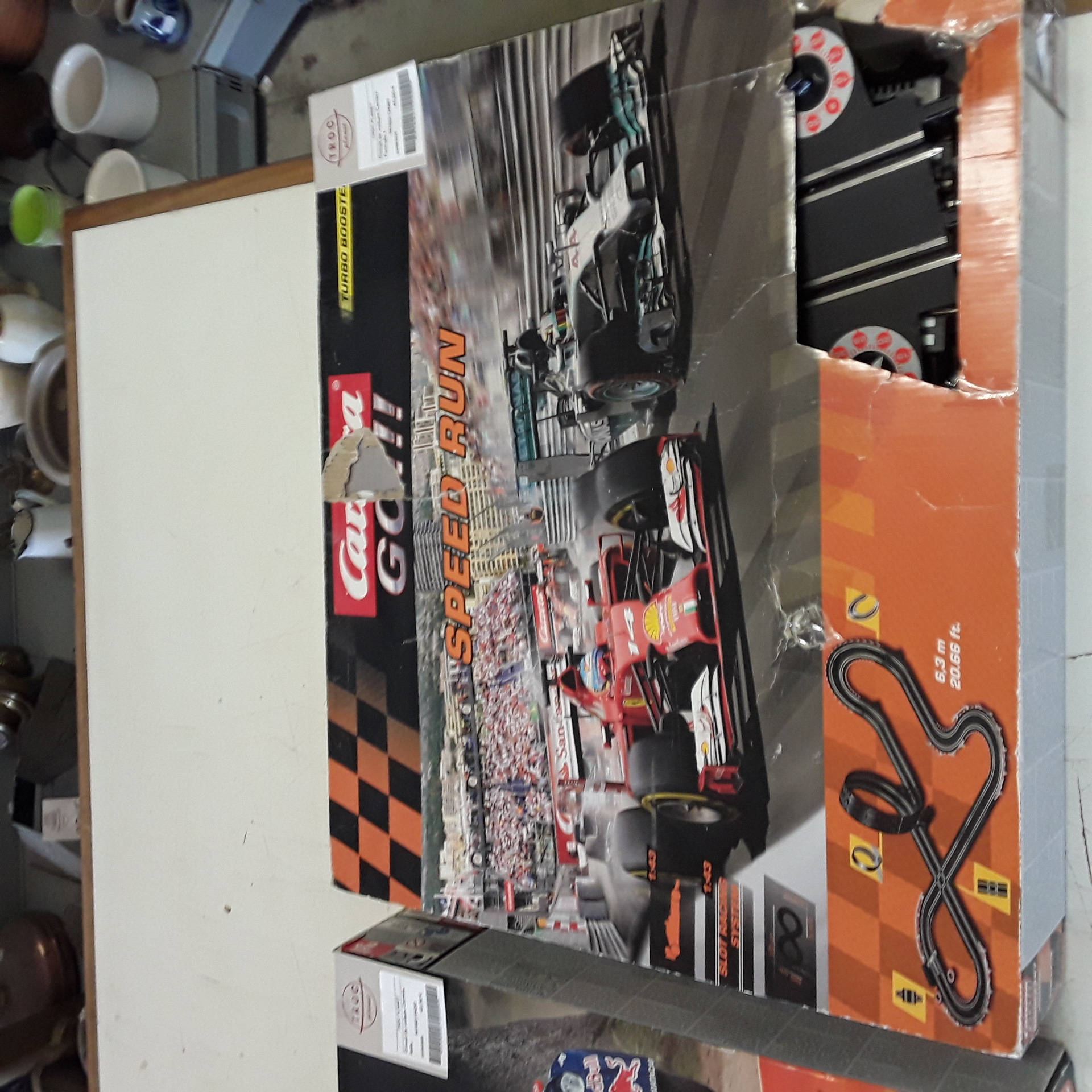 <p>Circuit de voiture Carrera<br />Formule 1<br />45,00 € T.T.C<br /><a href="/Article/124282?type=depose" style="color:white;" target="_blank">Lien vers l'article</a></p>