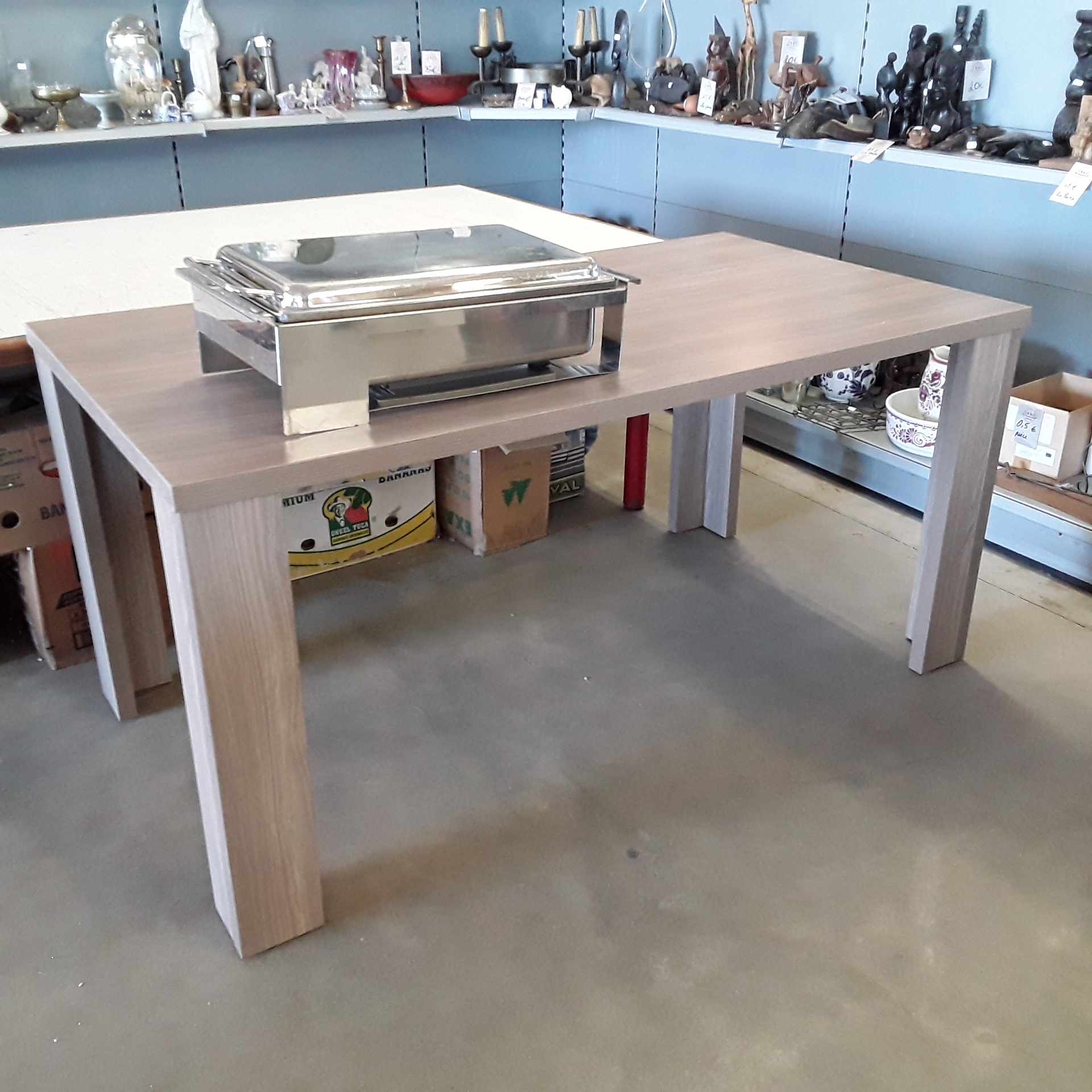 <p>Table moderne 160 x 90 cm<br />80,00 € T.T.C<br /><a href="/Article/121314?type=depose" style="color:white;" target="_blank">Lien vers l&#39;article</a></p>