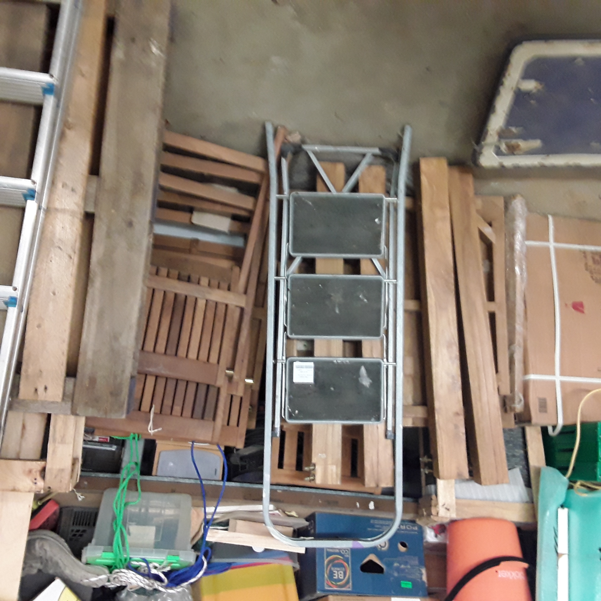 <p>Escabelle 3 marches noir<br />10,00 € T.T.C<br /><a href="/Article/123019?type=depose" style="color:white;" target="_blank">Lien vers l'article</a></p>