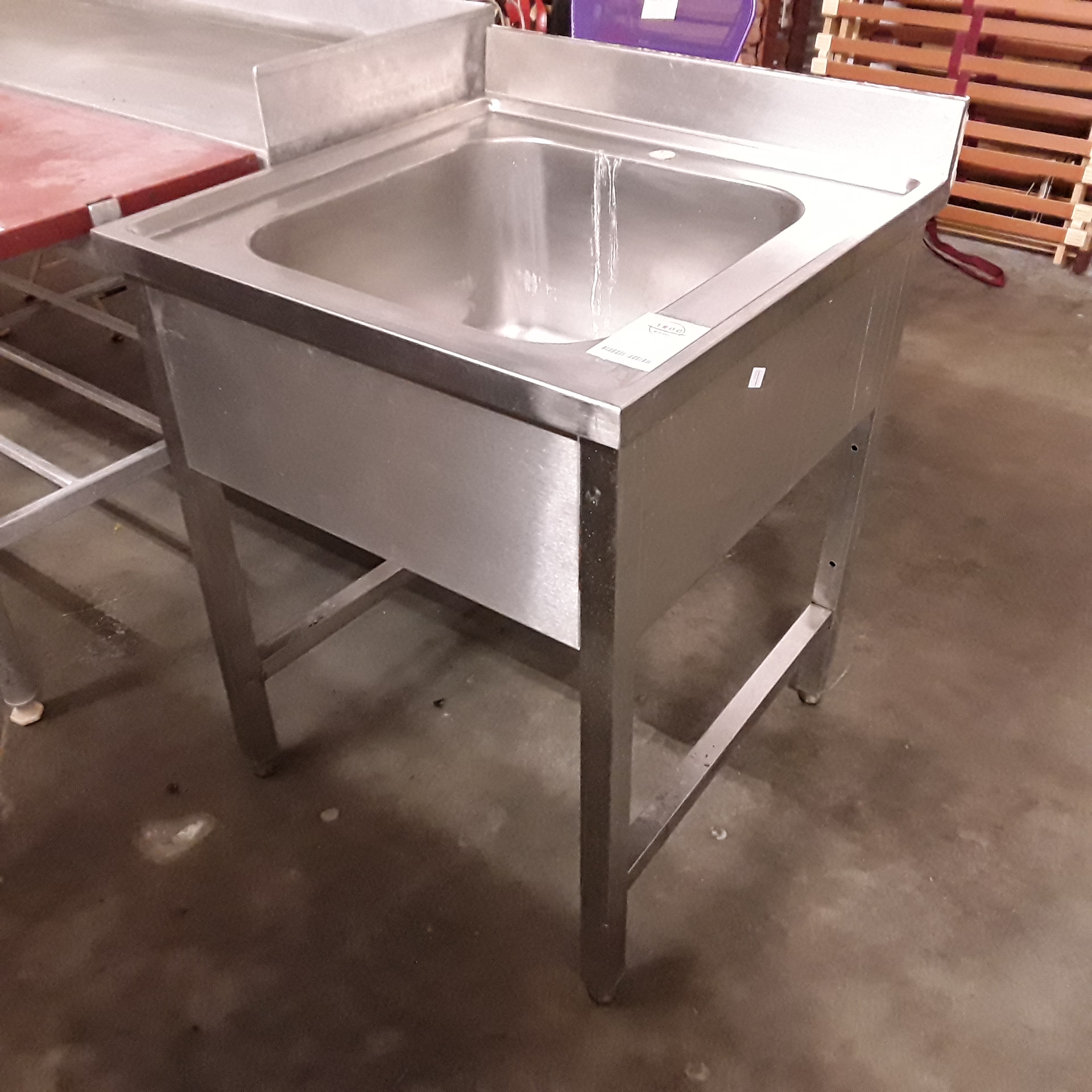 <p>Evier pro inox 70 x 70 cm<br />75,00 € T.T.C<br /><a href="/Article/122641?type=depose" style="color:white;" target="_blank">Lien vers l&#39;article</a></p>