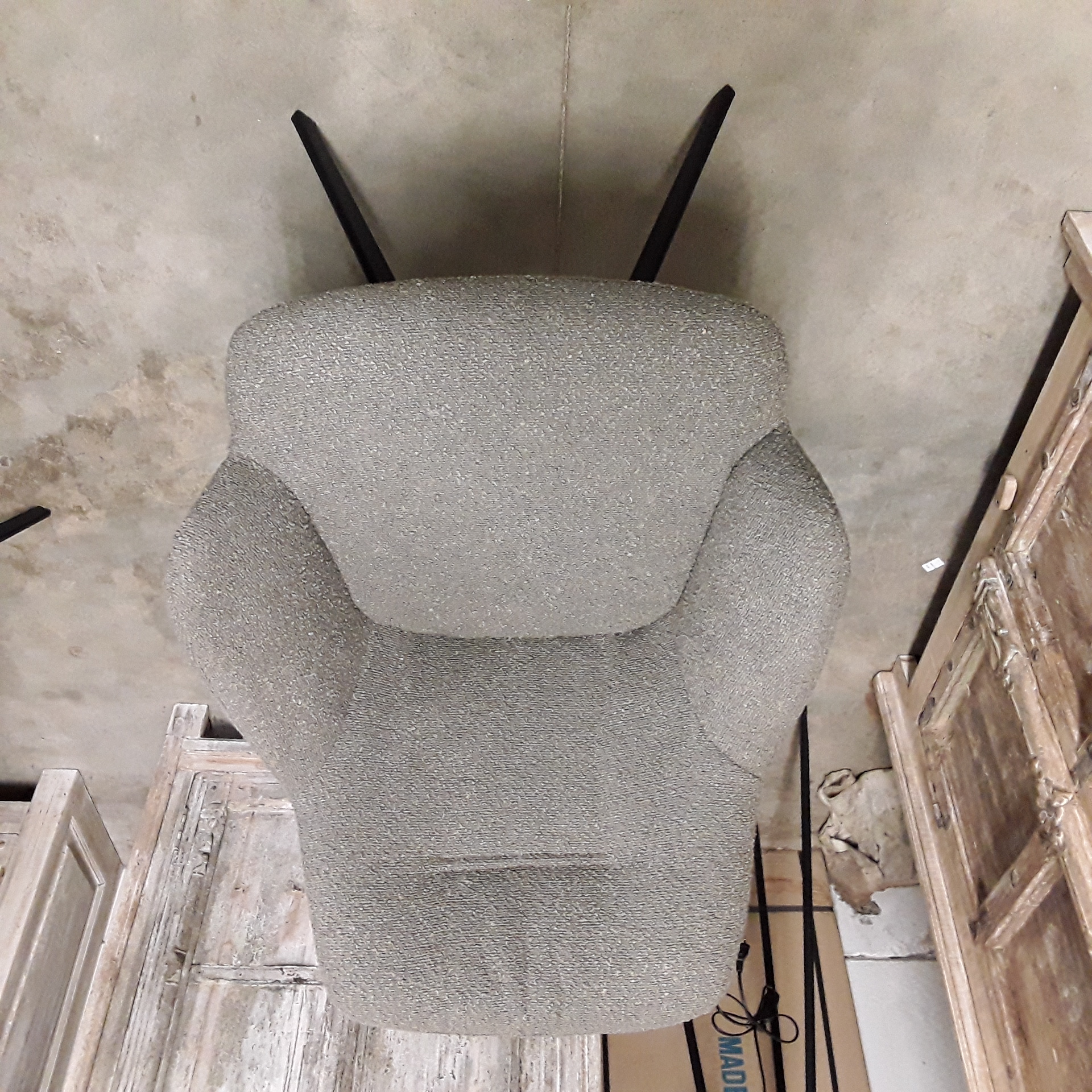 <p>Fauteuil Dora Boucle<br />brun 30995<br />149,00 € T.T.C<br /><a href="/Article/4368?type=neuf" style="color:white;" target="_blank">Lien vers l&#39;article</a></p>