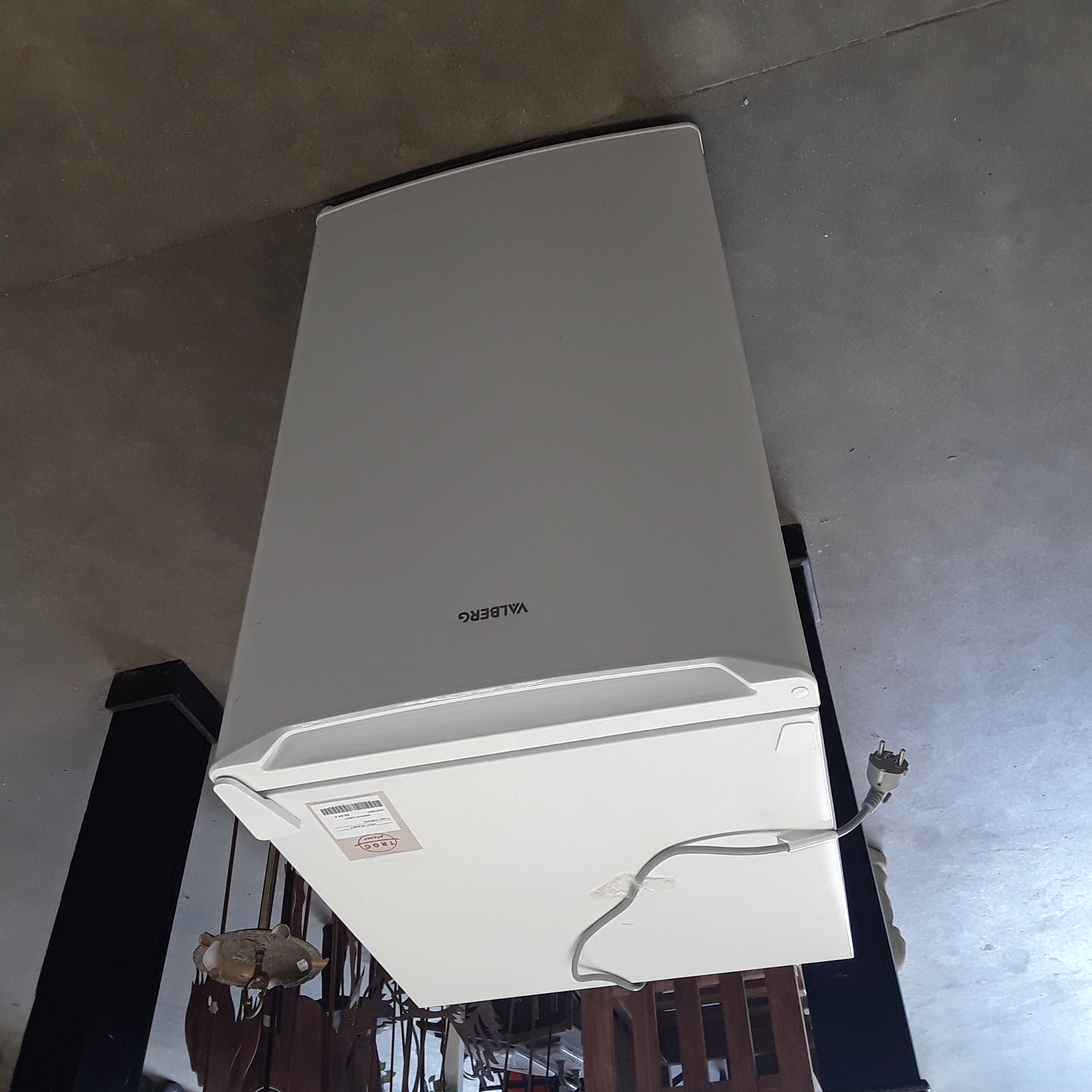 <p>Frigo Valberg<br />80,00 € T.T.C<br /><a href="/Article/122047?type=depose" style="color:white;" target="_blank">Lien vers l&#39;article</a></p>