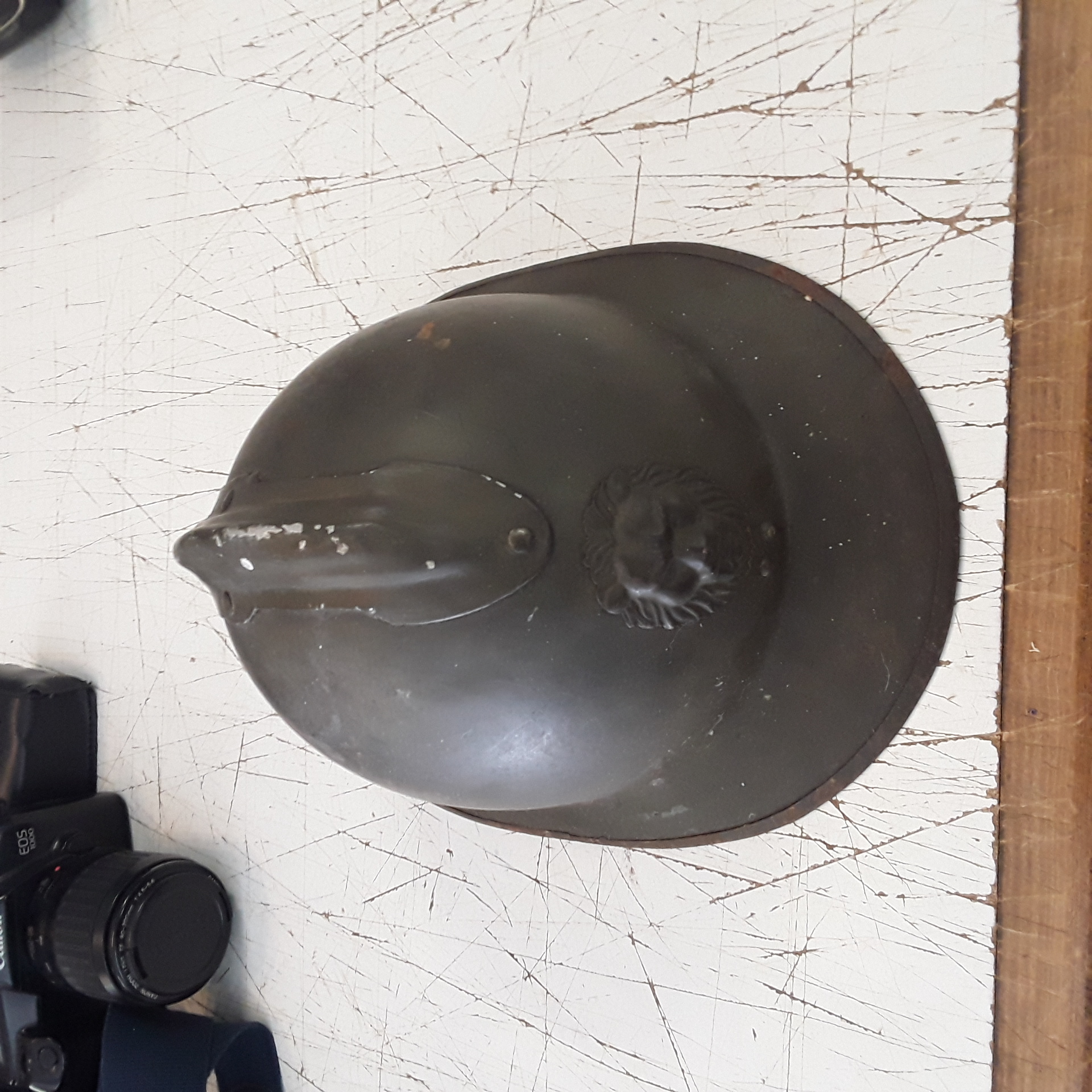 <p>Casque de gendarmerie ancien<br />60,00 € T.T.C<br /><a href="/Article/124304?type=depose" style="color:white;" target="_blank">Lien vers l'article</a></p>