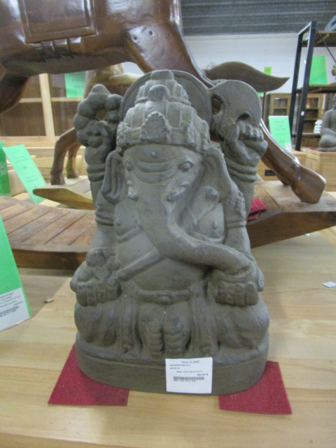 <p>Ganesha 50 Cm<br />GS-619<br />99,00 € T.T.C<br /><a href="/Article/3938?type=neuf" style="color:white;" target="_blank">Lien vers l&#39;article</a></p>