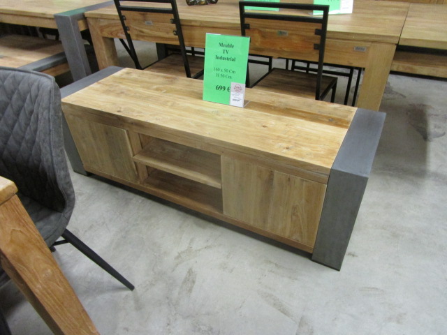 <p>Meuble Tv Industrial<br />10342   160 Cm<br />699,00 € T.T.C<br /><a href="/Article/3982?type=neuf" style="color:white;" target="_blank">Lien vers l&#39;article</a></p>