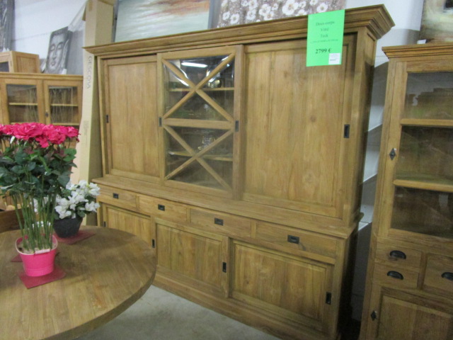 <p>Deux-corps Teck L 270 Cm<br />x P 40/50 x H 220 Cm (1511spo)<br />2 799,00 € T.T.C<br /><a href="/Article/3864?type=neuf" style="color:white;" target="_blank">Lien vers l&#39;article</a></p>
