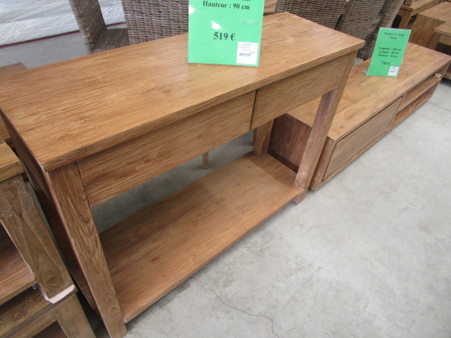 <p>Console Teck art210<br />118 x 35 x H 90 Cm<br />519,00 € T.T.C<br /><a href="/Article/3486?type=neuf" style="color:white;" target="_blank">Lien vers l&#39;article</a></p>