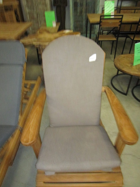 <p>Coussin GK37 Adirondax<br />Beerchair<br />59,00 € T.T.C<br /><a href="/Article/3714?type=neuf" style="color:white;" target="_blank">Lien vers l&#39;article</a></p>