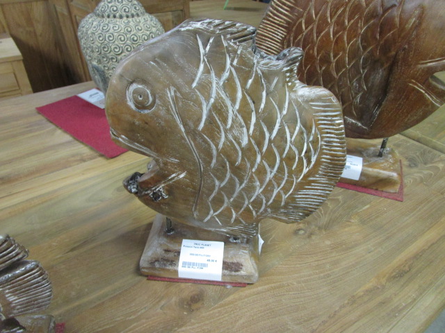 <p>Poisson Teck MM<br />45,00 € T.T.C<br /><a href="/Article/3607?type=neuf" style="color:white;" target="_blank">Lien vers l&#39;article</a></p>