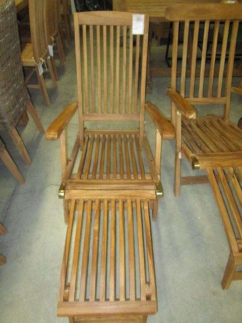 <p>Deckchair GPD31C<br />Timor Teck<br />199,00 € T.T.C<br /><a href="/Article/3681?type=neuf" style="color:white;" target="_blank">Lien vers l&#39;article</a></p>